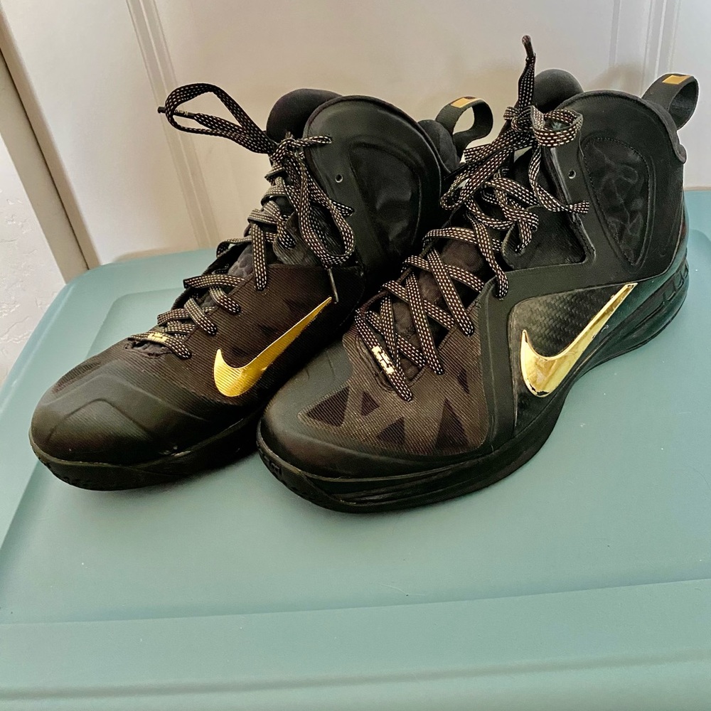 Men’s Lebron Basketball Shoes